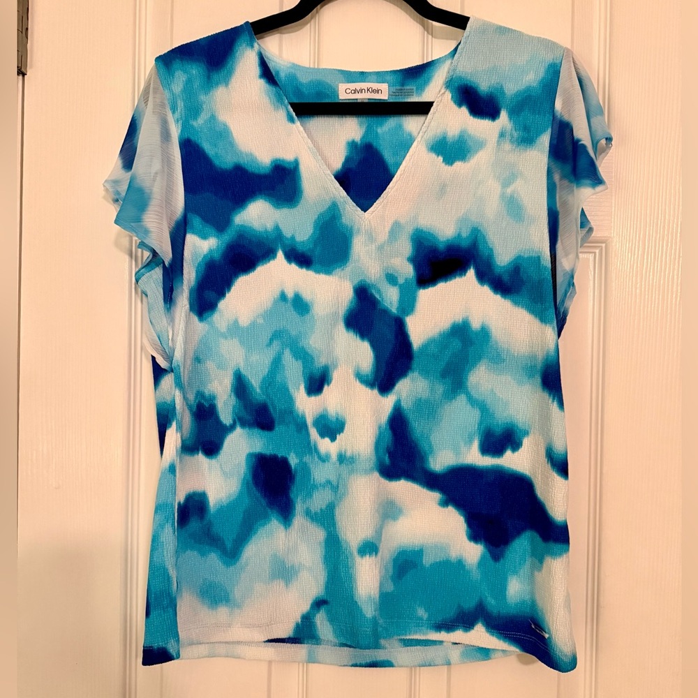 Calvin Klein V-Neck Blue and White Blouse
